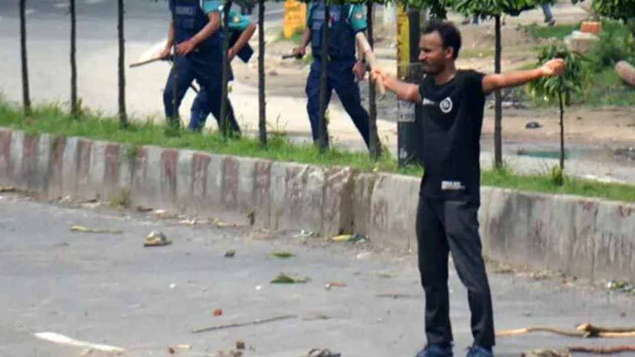 ‘জুলাই শহীদ দিবস’ উপলক্ষে রাষ্ট্রীয় শোক আজ